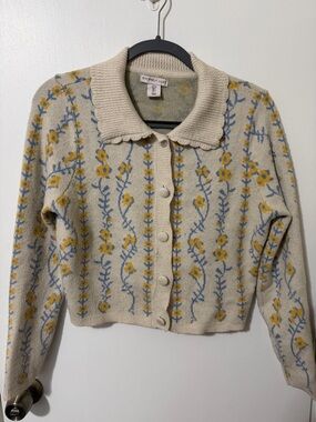 Sincerely Jules Sm Floral Knit Cropped Cardigan Sweater Cream Blue Yellow Boho